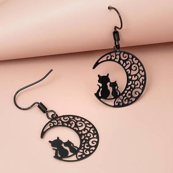 Any 4/$25! Black Laser Cut Filagree Half Moon w/Cat Silhouettes Drop Earrings - Picture 2 of 8